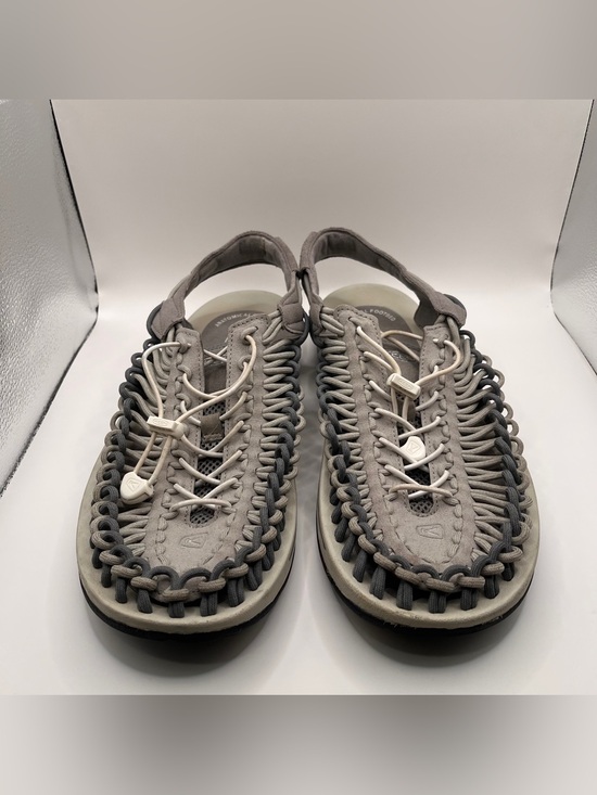 KEEN UNEEK Men’s Size 12 Classic 2 Cord Sneakers Grey/Drizzle 1027434 EUC